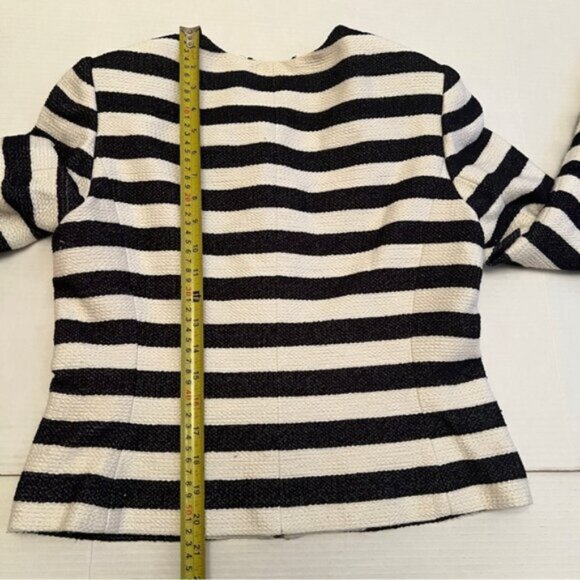 Karl Lagerfeld *  Paris Woman's Tweed  Suit Jacket Blazer Striped Size 6 - Picture 3 of 11